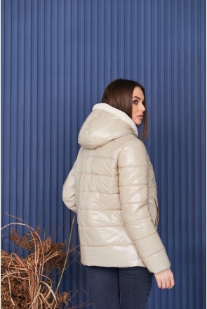 Demi-season Jacket Mila Nova K-238 beige